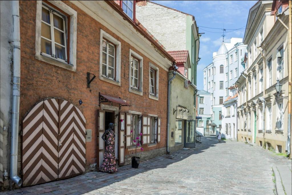 Blacksmith Old Town Apartments Tallinn Eksteriør billede